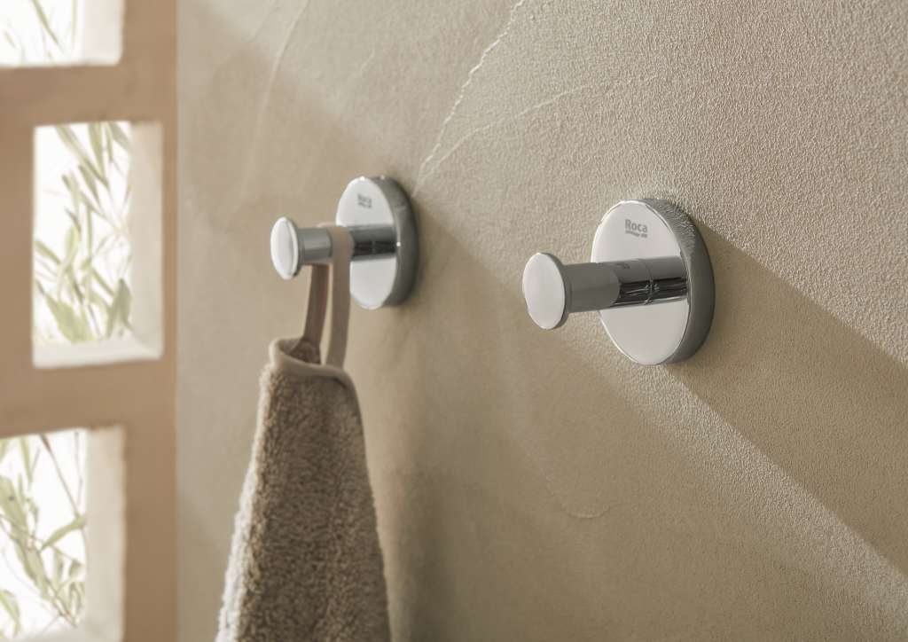 ACC TOWEL / ROBE HOOK HOTELS CHROME