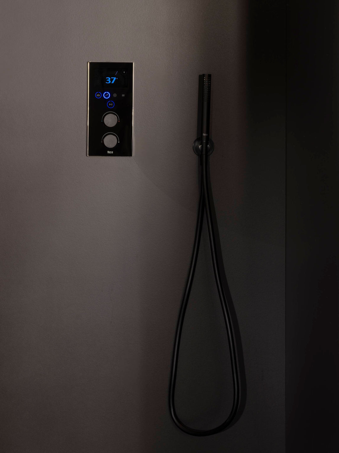 SMART SHOWER CONTROL PANEL AND INSTALLATION KIT