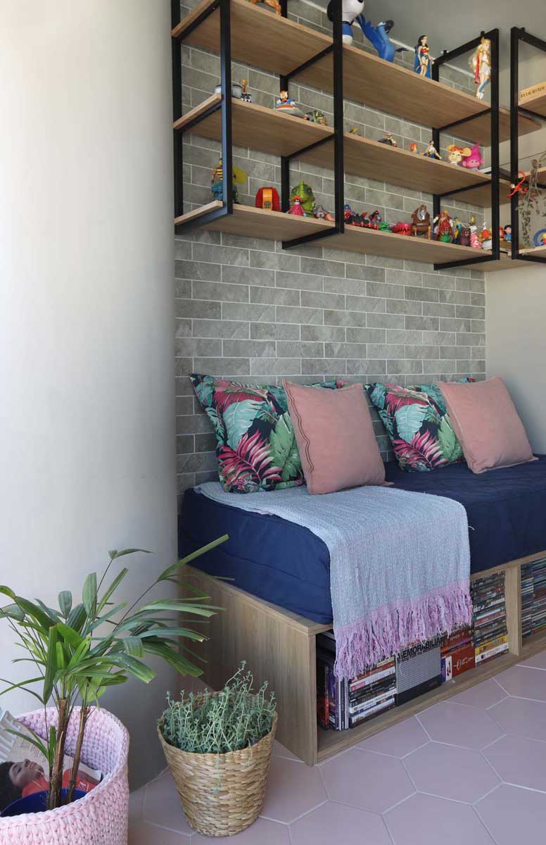 OMD-14886-GALLENI 26X29CM WALL/MT SPAIN BX=1.06M2=11.41SF